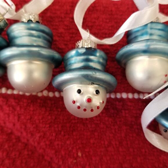 Small assorted snowman blown glass ornaments about 1" 14 count - Picture 9 of 11